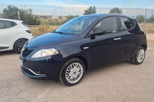 Lancia Ypsilon 1.2 69 CV 5 porte Platinum