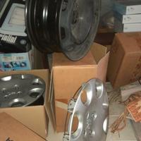 Peugeot n4 pezzi cerchio+pattane raggio 15 Nuovi