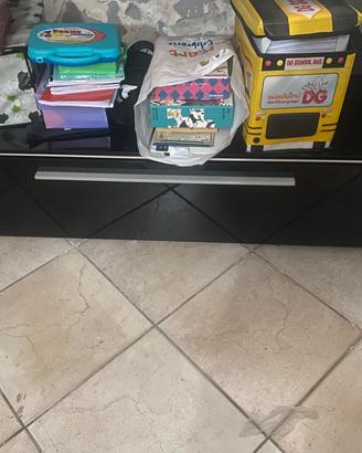 parete moderna per soggiorno