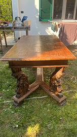 Tavolo in legno