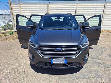 Ford Kuga ST LINE
