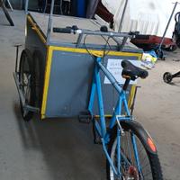 Bicicletta con cassone
