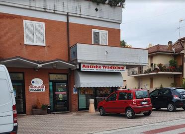 Gastronomia Attrezzata - Pianello Vallesina (AN)
