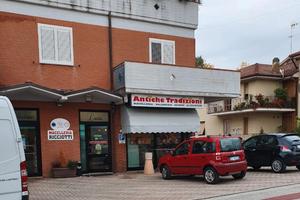 Gastronomia Attrezzata - Pianello Vallesina (AN)