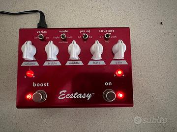 Overdrive/Distorsore/Preamp per chitarra elettrica