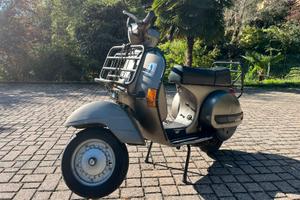 Vespa P200e