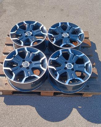  4 cerchi in lega R17 4fori 