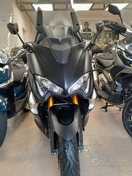 Yamaha T Max usata in vendita in Lazio