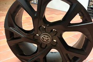 4 cerchi da 18’’ per Toyota C-HR