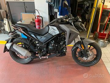 SYM NH X-CION 125 NAKED