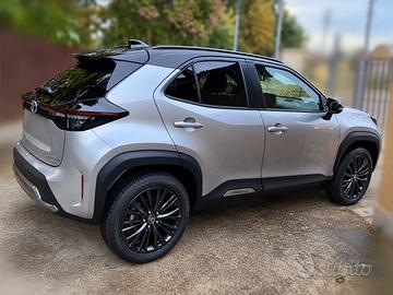 Toyota Yaris Cross Adventure AWD-I 4X4 Hybrid