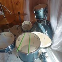 batteria PEARL come nuova usata pochissimo .