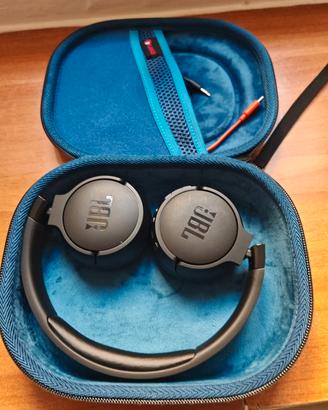 JBL 660NC