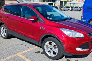 FORD Kuga 2.0 TDCI 150 S&S 4WD Powershift Business