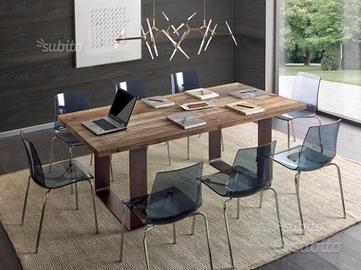 Tavolo in legno di ontano massiccio