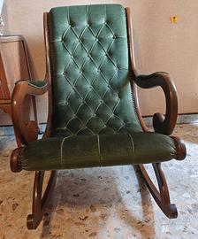 Poltrona a dondolo, stile Capitonné, velluto verde