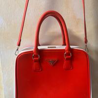 Borsa di dubbia originalità in quanto regalata