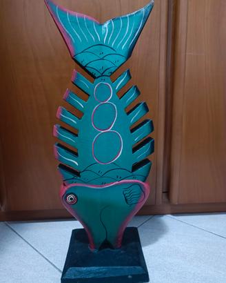 Pesce in legno etnico