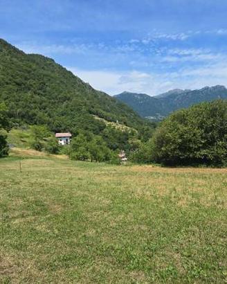 Terreno di 770 m² a Bracca
