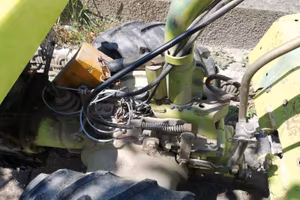 Trattorino lavorazione terra