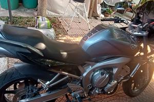 Yamaha Fazer 600 anno 2006