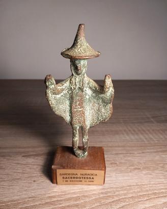 Sacerdotessa bronzetto bronzo La Fucina Nuragica 