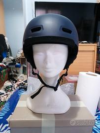 Casco decathlon btwin 500