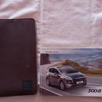 Manuale e custodia "Uso e guida "  Peugeot 3008