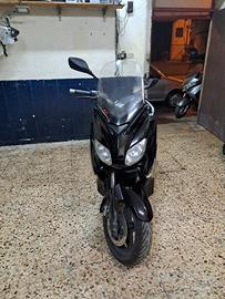 Yamaha X-Max 250 - 2011