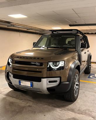 Land Rover Defender D240 - Land Rover Approved