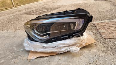 Faro Dx MERCEDES CLA W118 MULTIBEEM ORIG. USATO