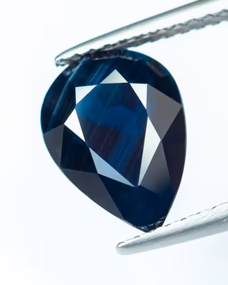 Zaffiro naturale Deep Blue 3,28 ct – certificato