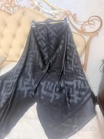 Stola sciarpa grande fendi zucca monogram anni 90”