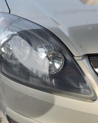 Proiettore destro OPEL ZAFIRA del 2007