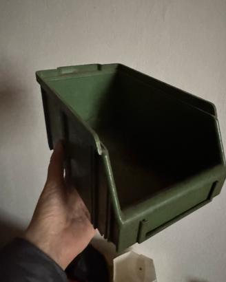 Contenitori portaminuteria da officina in plastica