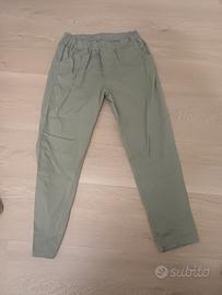 pantalone verde chiaro