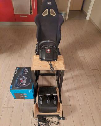 Postazione GT + volante logitech g29