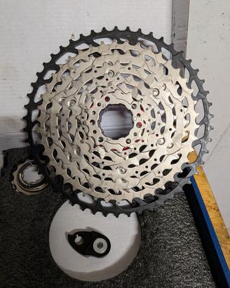 Cassetta pignoni  9 v 11 50 per cambio Shimano 