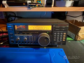 Icom IC-R7100