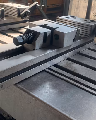 Morsa Gerardi Art.1 Tipo 3x300 per fresatrice