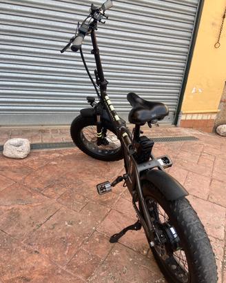 Bici elettrica Argento