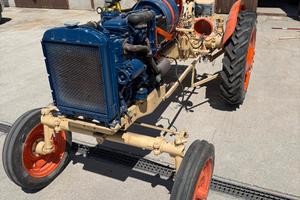 trattore fiat 211