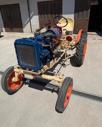 trattore fiat 211