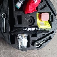 Set Gonfiaggio E Gancio Traino - Nissan Qashqai II