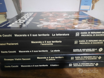 Set libri Cassa Risparmio Macerata