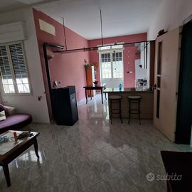 Villa indipendente con cantina e garage