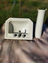 Lavabo a colonna bianco