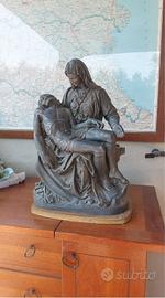 Pietà di Michelangelo in Bronzo