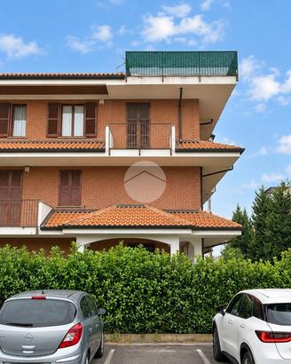 3 LOCALI A SEREGNO