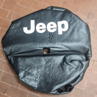 Copriruota jeep wrangler con foro telecamera